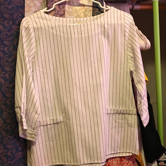 Tops - Picture 12 of 13